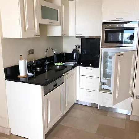 Gold City Luxury Appartments 9 *
